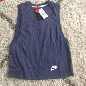 Nike leisure top